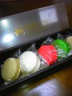 �������A��