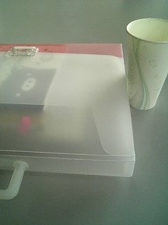 �����͈�l��