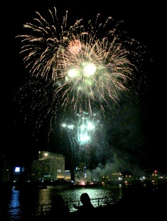 �ߌ�8���A�ԉ΂�����