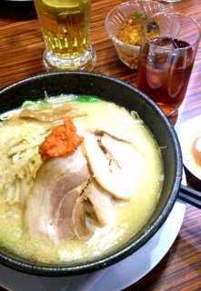 ���ڂ�̃T���_