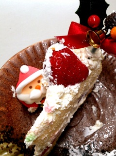 �i���̃T���^�N���[�X