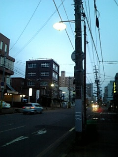 �������M�������[